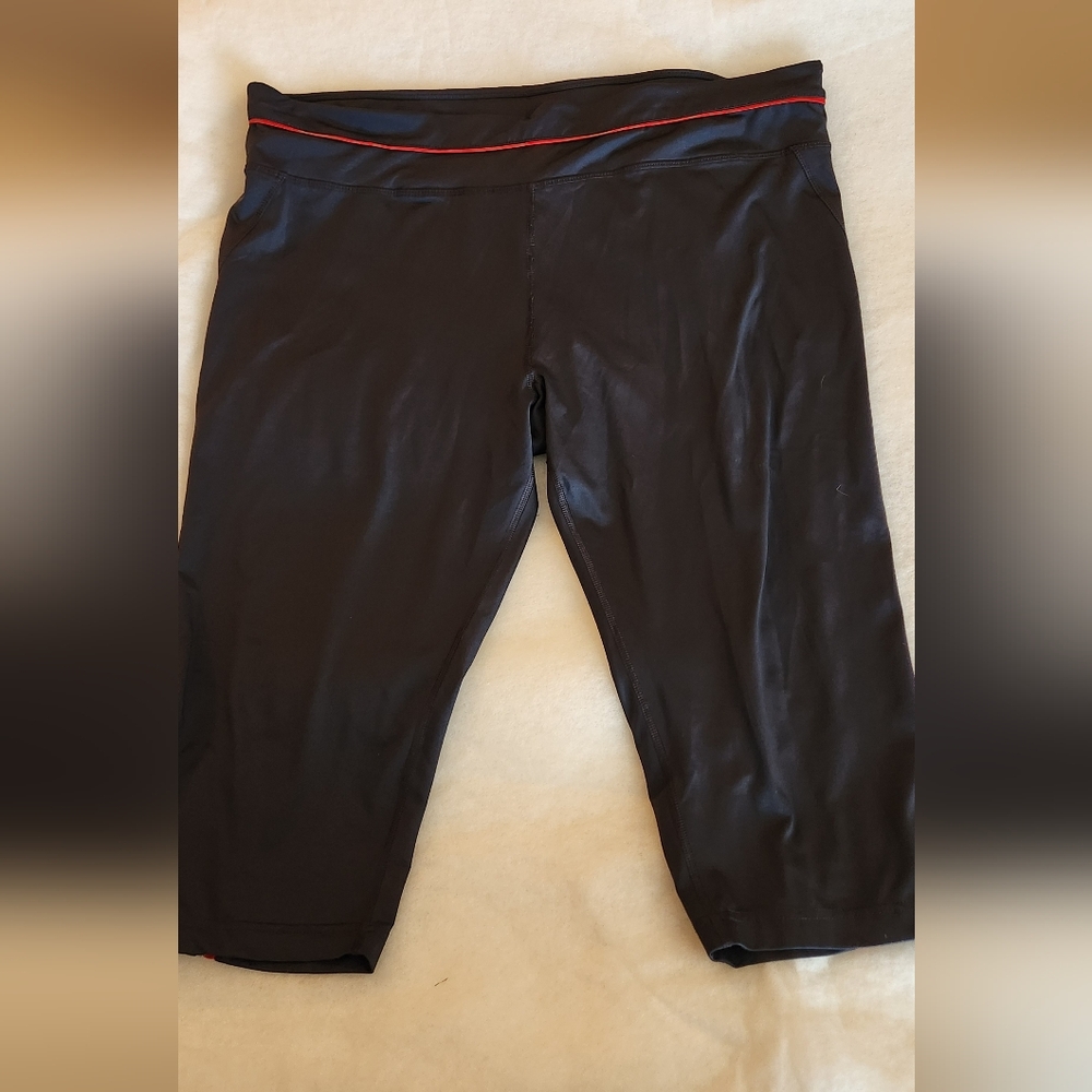 Danskin Now Black Capris with Red Accent